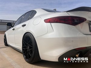 Alfa Romeo Giulia Custom Wheels - set of 4 - KuhlFX - SFF - Gloss Black Alfa Romeo Giulia Custom Wheels - set of 4 - KuhlFX - SFF - Gloss Black